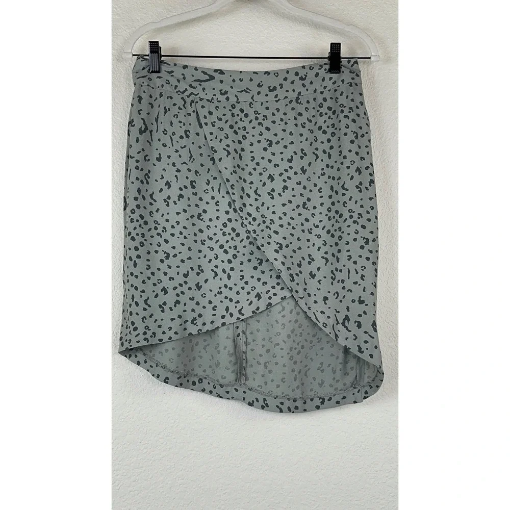 Michael Stars Faux Wrap Tulip Skirt S Sage Green Animal Print High Low Mini‎